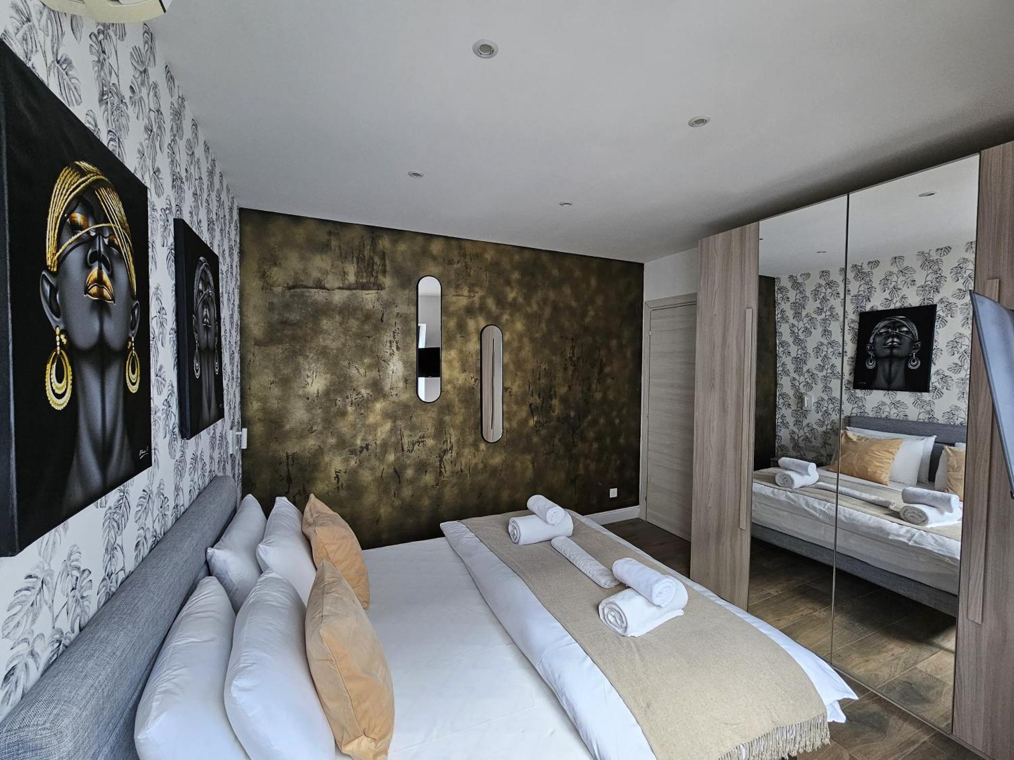 Korzo Suites Sliema III ภายนอก รูปภาพ