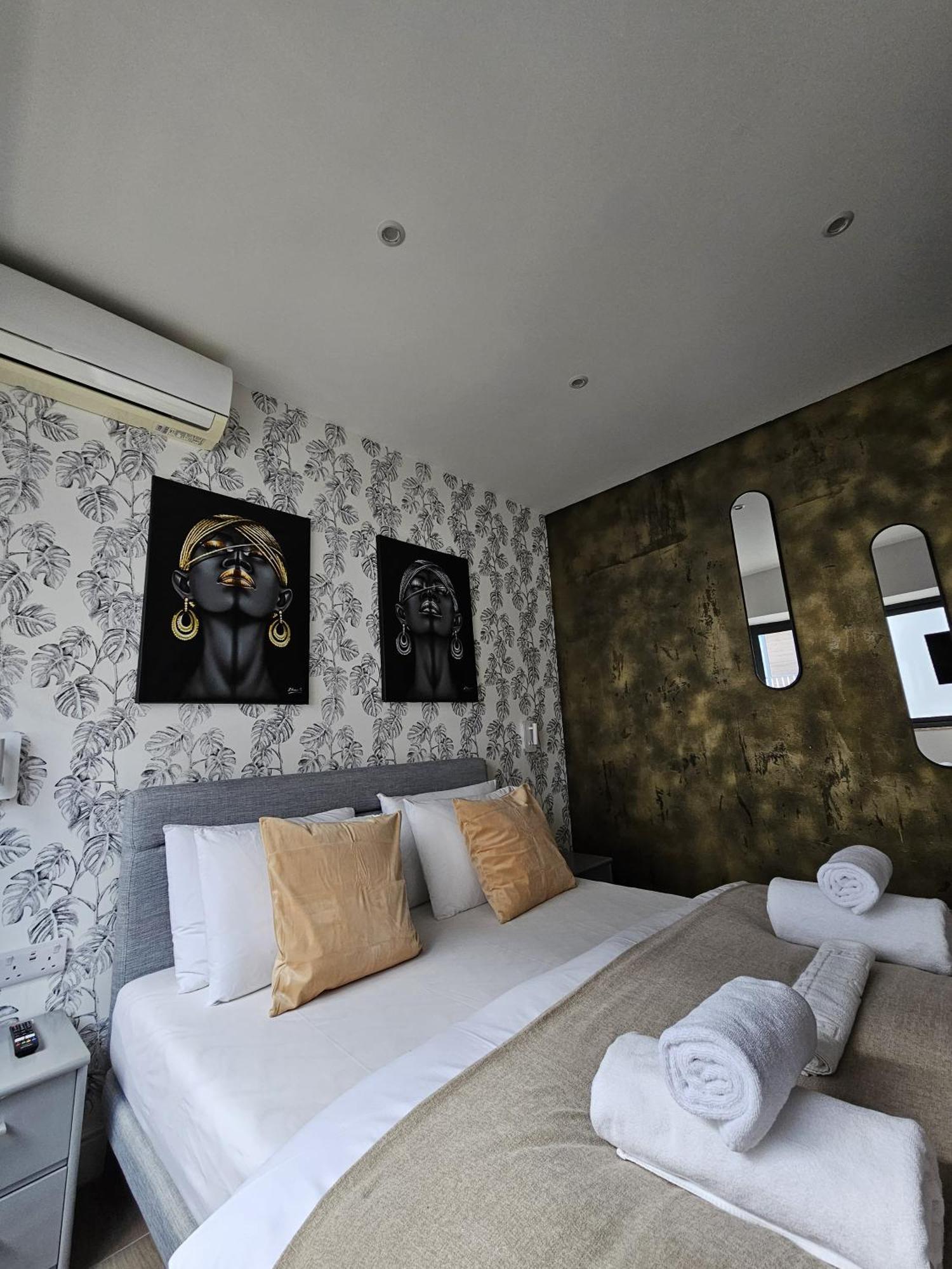 Korzo Suites Sliema III ภายนอก รูปภาพ