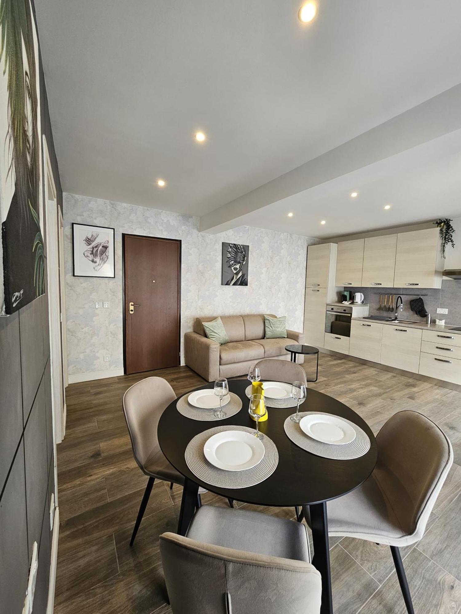 Korzo Suites Sliema III ภายนอก รูปภาพ